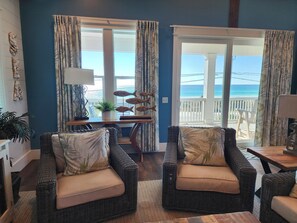 リビング エリア