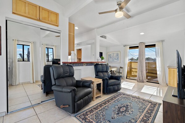 Interior - Cactus Casita: Large Yard, Pet-Friendly, 2 mi from UofA & Banner (Tucson)