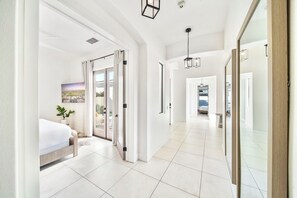 6 soverom, strykejern/-brett, wi-fi (inkludert) og sengetøy