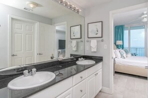 3 habitaciones, wifi gratis y ropa de cama 