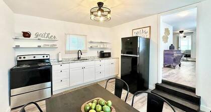 Charming 1-bedroom entire apartment with AC, WiFi in West Plains