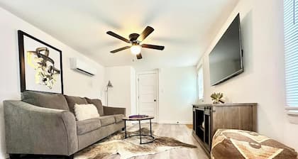Charming 1-bedroom entire apartment with AC, WiFi in West Plains