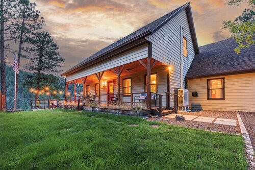 *NEW* Views, Game Room, FirePit, Pet, Fam Friendly