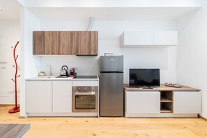 Oven, stovetop, dishwasher