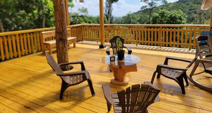 4 Bedroom Cabin In Lovely Jarabacoa with Pool
