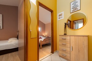 2 bedrooms, free WiFi, bed sheets