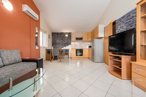 Télévision, table de tennis de table