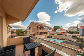 Outdoor dining - Apartment Julia A2, 2+2 (Biograd na moru)