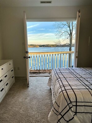 3 Schlafzimmer, Bügeleisen/Bügelbrett, WLAN, Bettwäsche