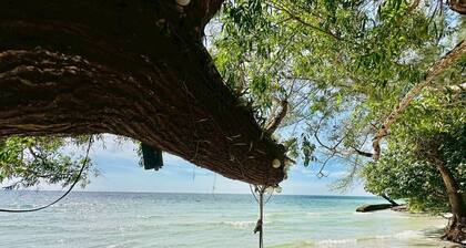 Hello Banchuen Beach