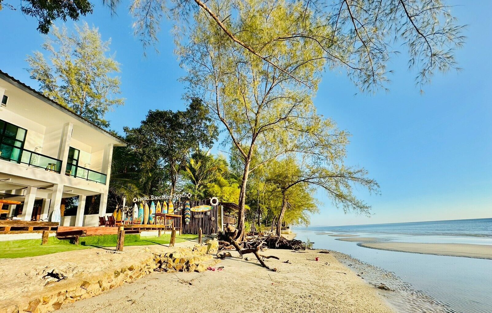 الإطلالة من المنشأة