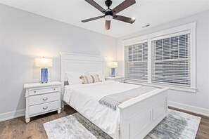 5 多间卧室、熨斗/熨衣板、旅行婴儿床、WiFi