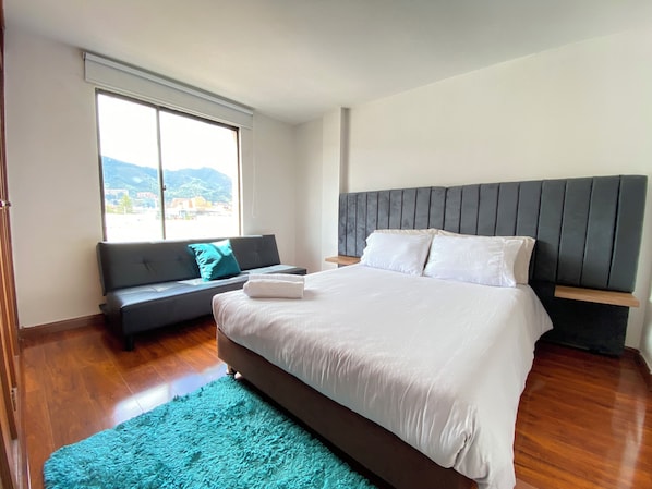 8 bedrooms, iron/ironing board, free WiFi, bed sheets