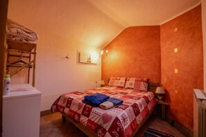 1 bedroom, WiFi, bed sheets - Paradise La Tana - Appartamento Matrimoniale (Serina)