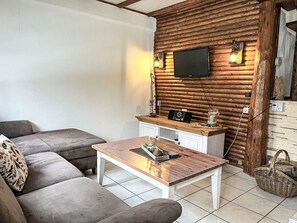 Télévision, cheminée