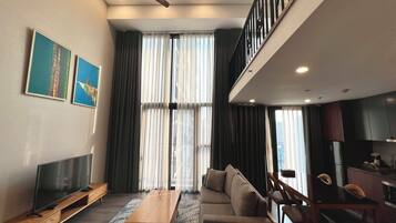 Basic Double or Twin Room, Balcony, City View | Desk, WiFi (free)