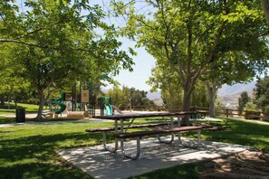 Children's area - Santa Clarita Pool Home with a View, Centrally Located, Live-In Ready, One Story (Santa Clarita)