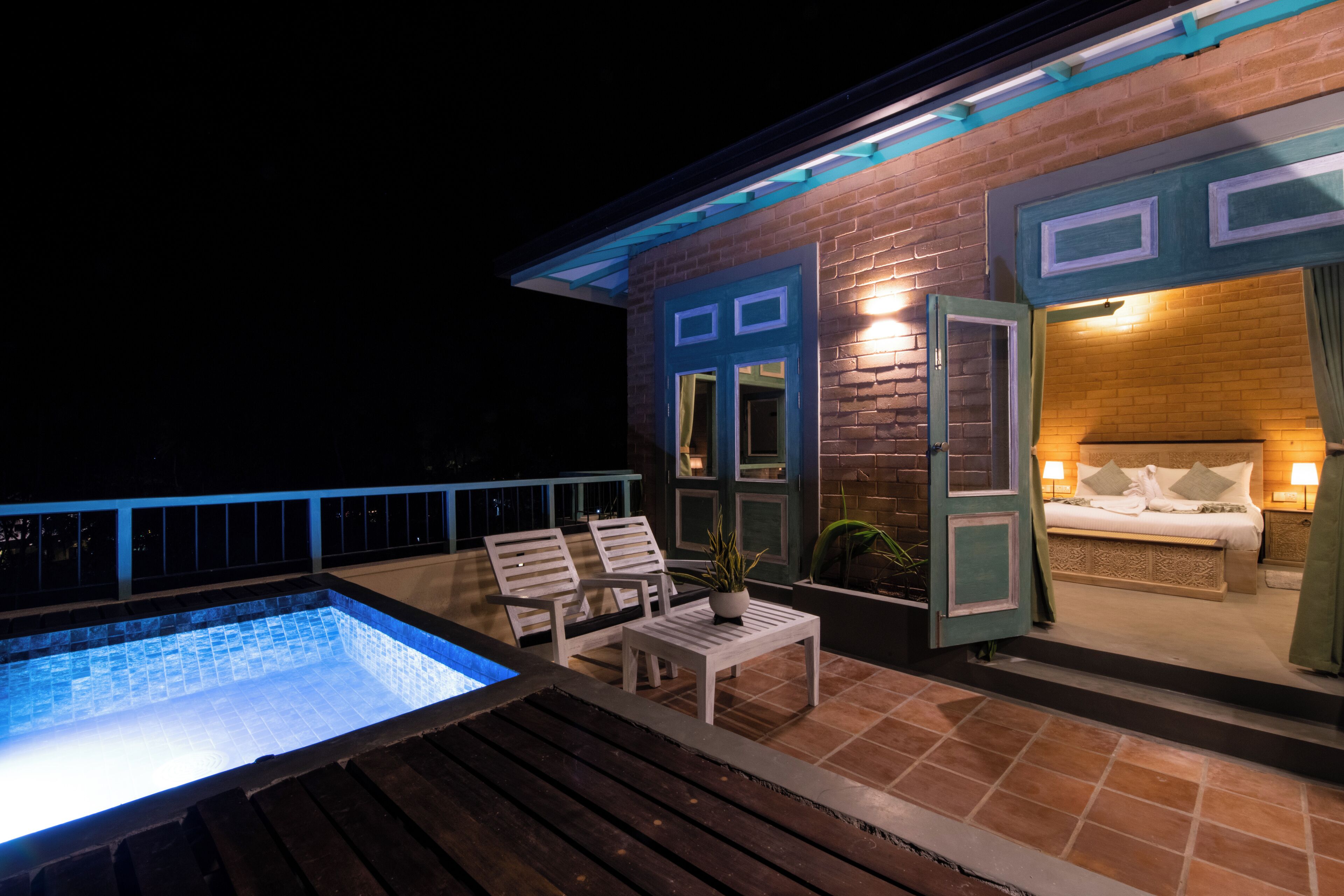 Grand Quadruple Room | Private pool