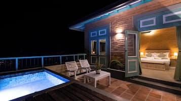 Grand Quadruple Room | Private pool