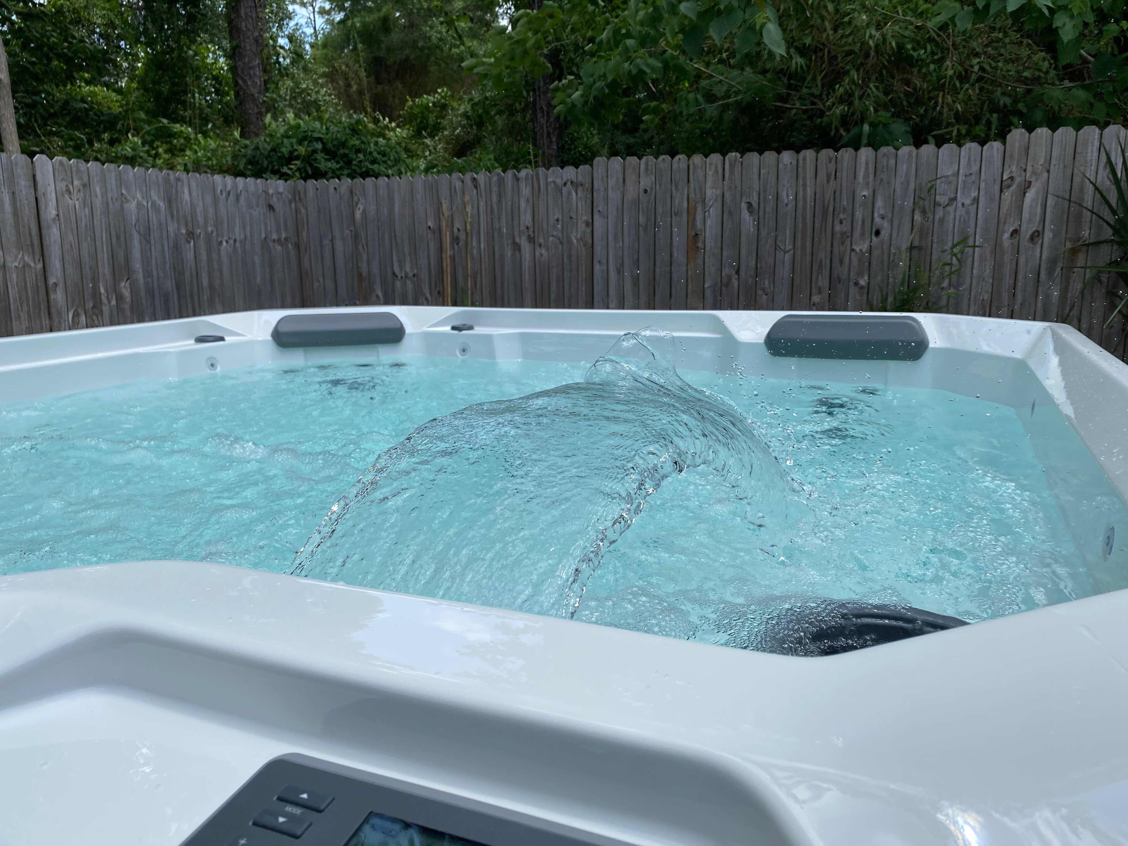 Bain à remous extérieur