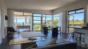 TV connectée, chaßne hi-fi, écrans d'ordinateur