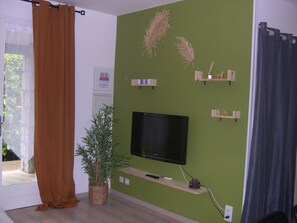 Interior - Air-conditioned house Gorges de l'Ardèche, pets welcome (Chauzon)