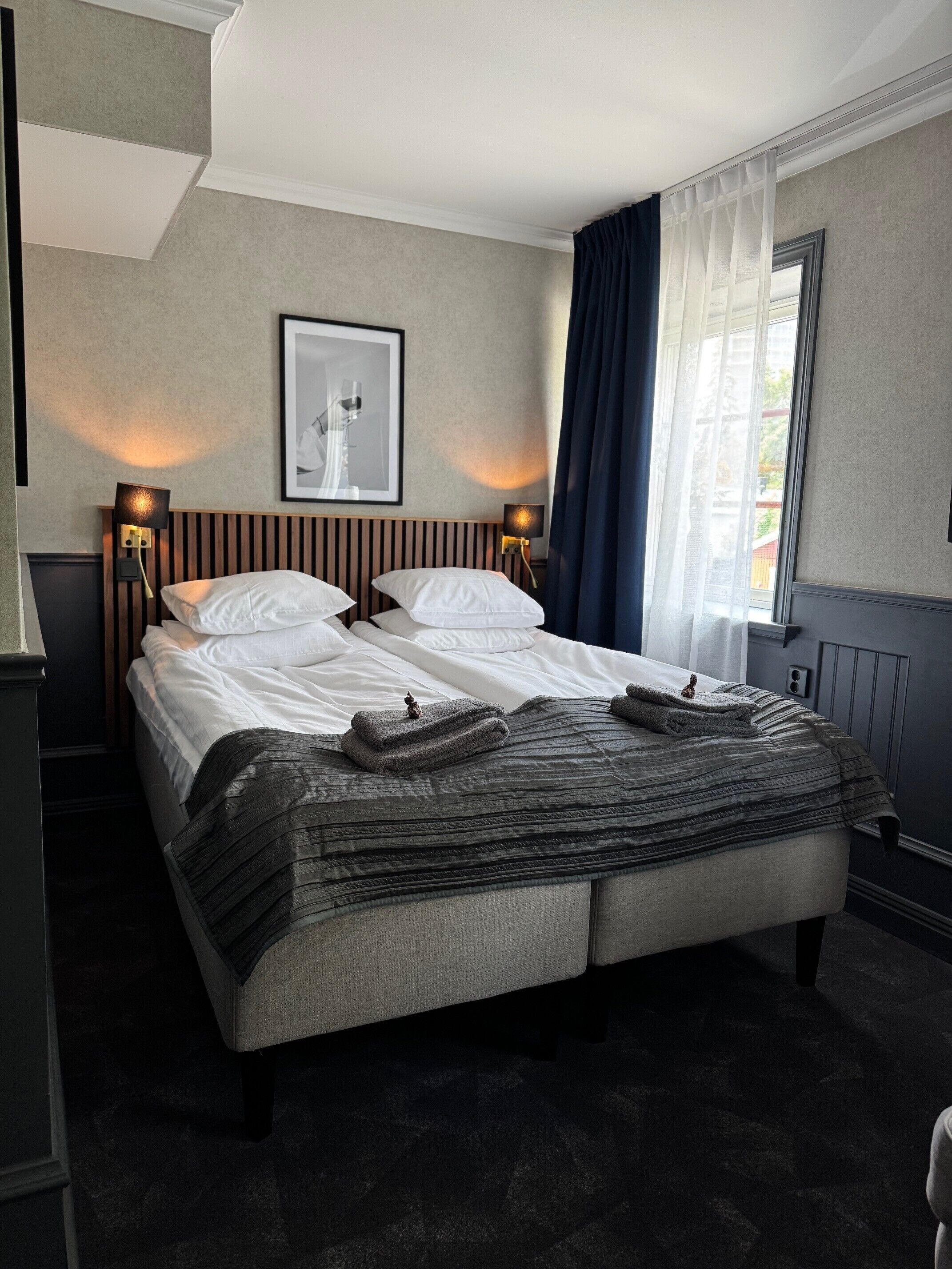 Skrivebord og wi-fi (inkludert)