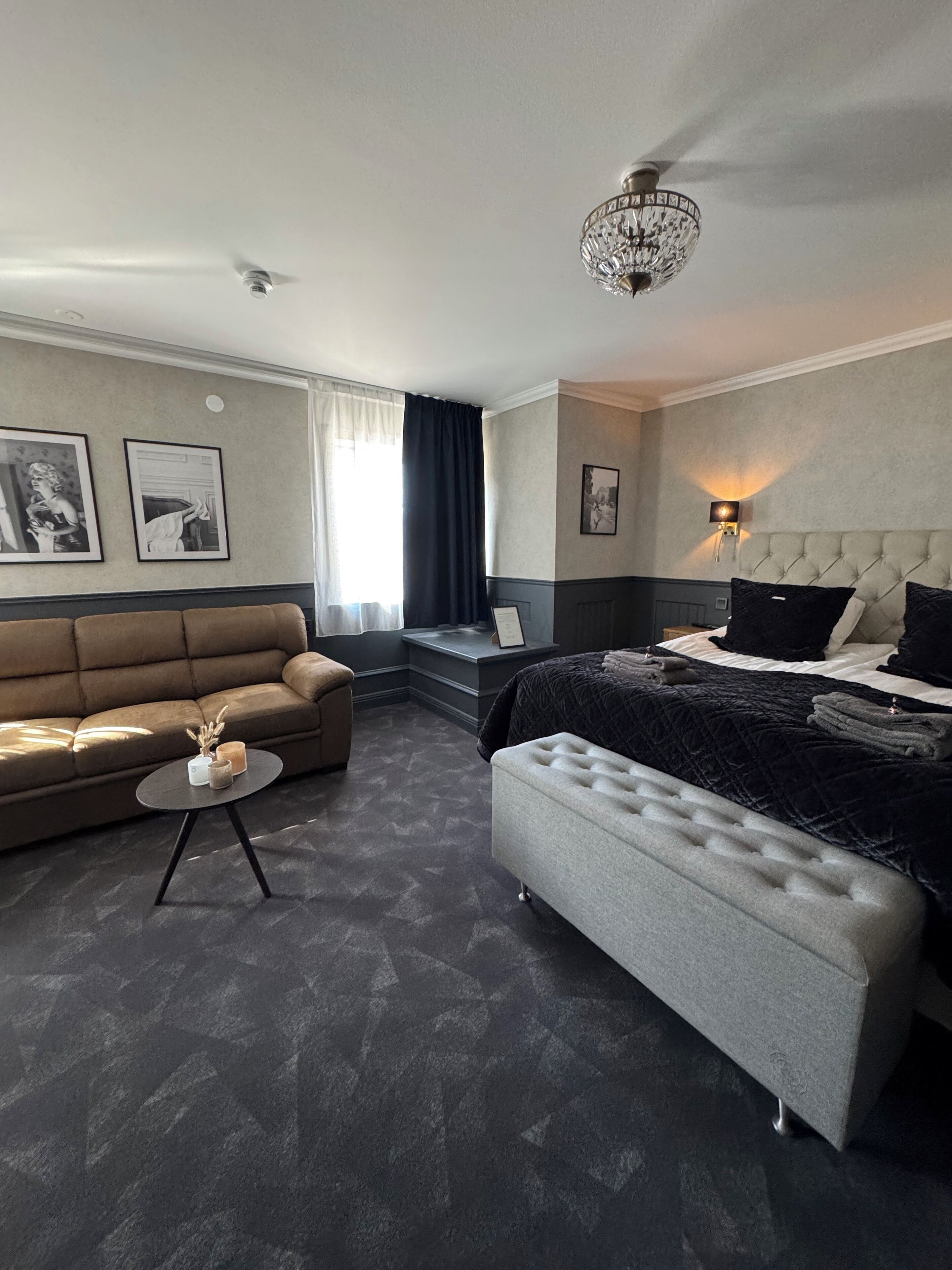 Dobbeltrom – deluxe | Skrivebord og wi-fi (inkludert)