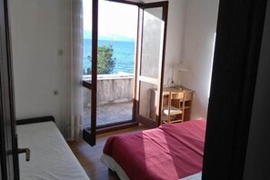 Room - Guest House Hazdovac - Double Room with Balcony and Sea View 2 (Babino Polje)
