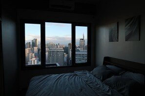 1 bedroom, WiFi - Skyline Escape Makati - Penthouse (Makati)