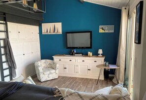 2 bedrooms, iron/ironing board, free WiFi - House-Exceptional view-Private estate LE CAPITOU with swimming pools (Fréjus)