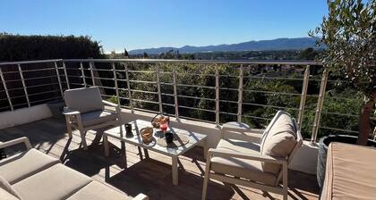 House-Exceptional view-Private estate LE CAPITOU with swimming pools