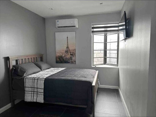 1 chambre, fer et planche à repasser, Wi-Fi, draps fournis