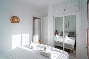 2 habitaciones, tabla de planchar con plancha y wifi gratis