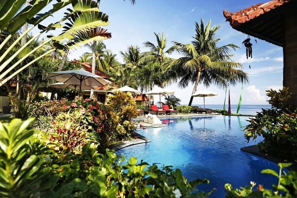 Teluk Karang Dive and Spa Resort Bali