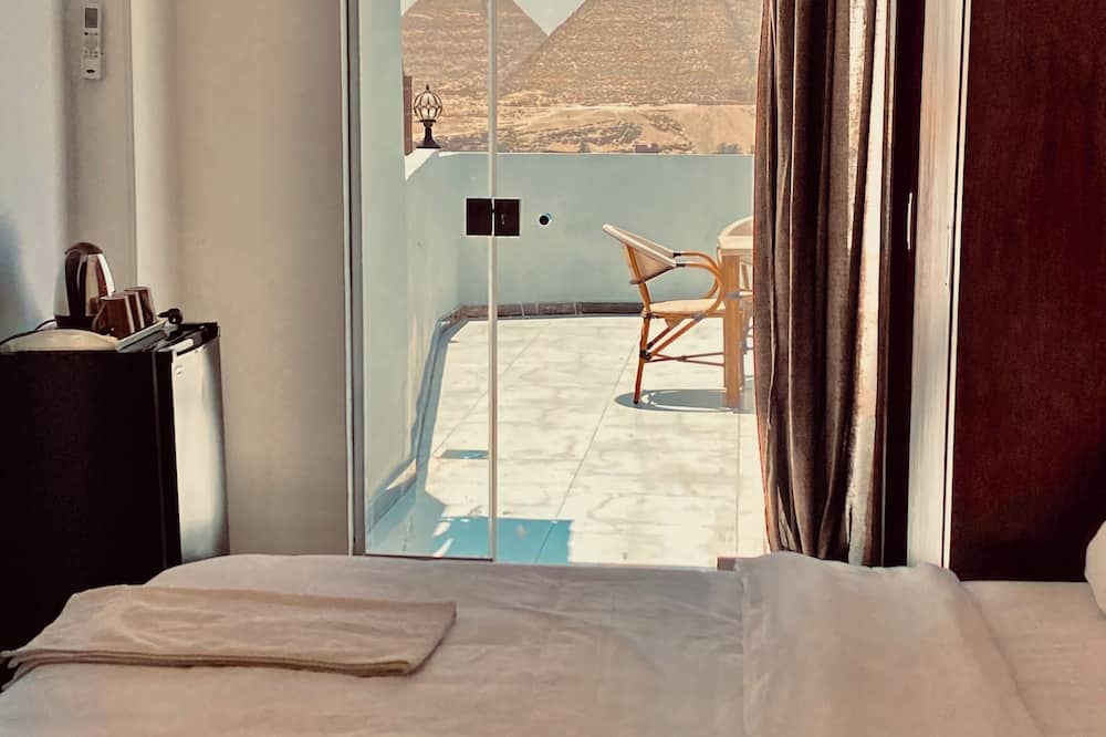 Enjoy Giza Pyramids Hotel