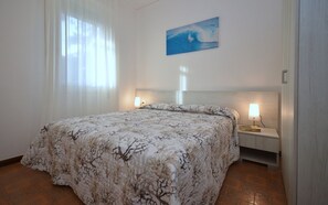 3 chambres, accĂšs Ă Internet, literie fournie