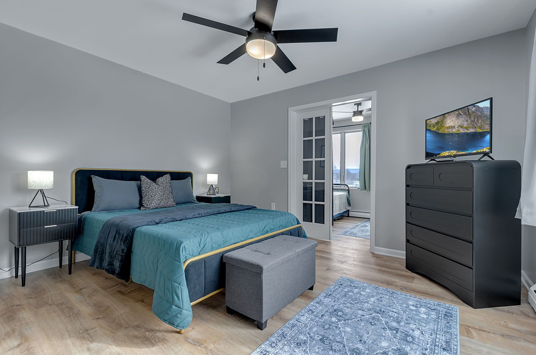 8 habitaciones, wifi gratis y ropa de cama 