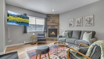 TV connectée, cheminée