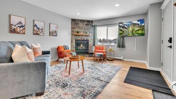 TV connectée, cheminée