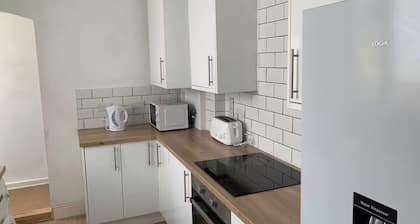 Beautiful 2-bed House in Portsmouth