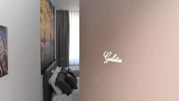 Comfort Room, City View | In-room safe, desk, laptop workspace, blackout drapes