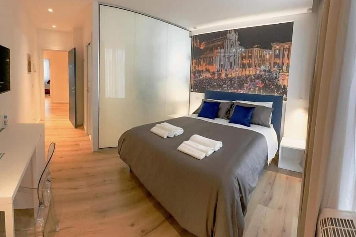 Comfort-Zimmer, Stadtblick | Zimmersafe, Schreibtisch, laptopgeeigneter Arbeitsplatz