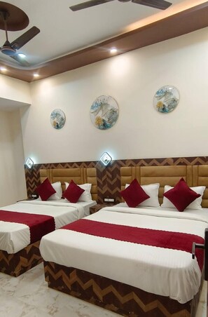 Family Suite - Hotel Devvanshi Vila (Varanasi)