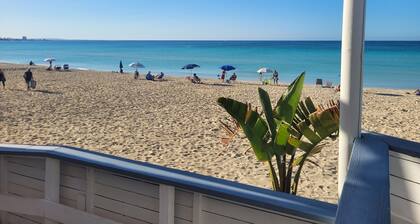 Cozy facility just steps from the crystal clear sea of Torre Lapillo.