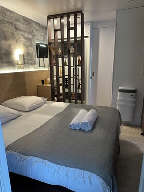 3 slaapkamers, een strijkplank/strijkijzer, gratis wifi