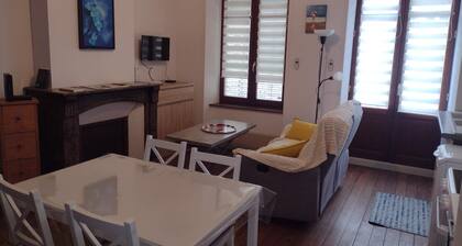 Chez Caroline, 1st floor apartment near the thermal baths