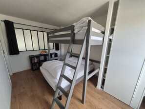 3 bedrooms, free WiFi - 3-bedroom apartment in Stella-plage with parking and pets allowed (Cucq-Stella Plage)