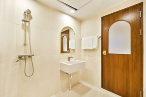 Suite Twin | Bathroom