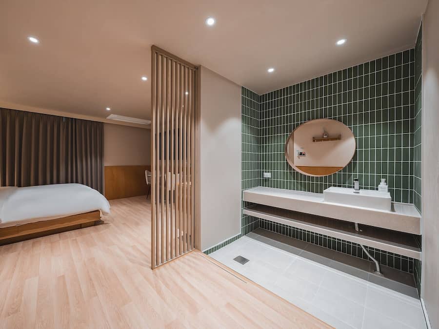 Standard | Quartos à prova de som, Wi-Fi de cortesia, roupa de cama